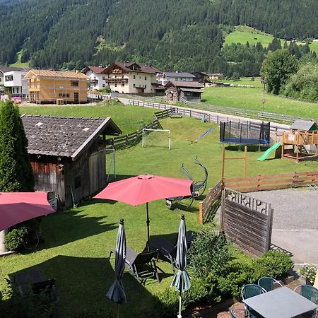 Alpenpension Elferblick Нойштіфт-ім-Штубайталь Екстер'єр фото