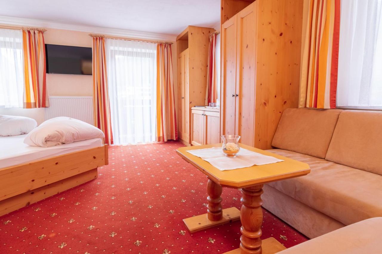 Alpenpension Elferblick Нойштіфт-ім-Штубайталь Екстер'єр фото