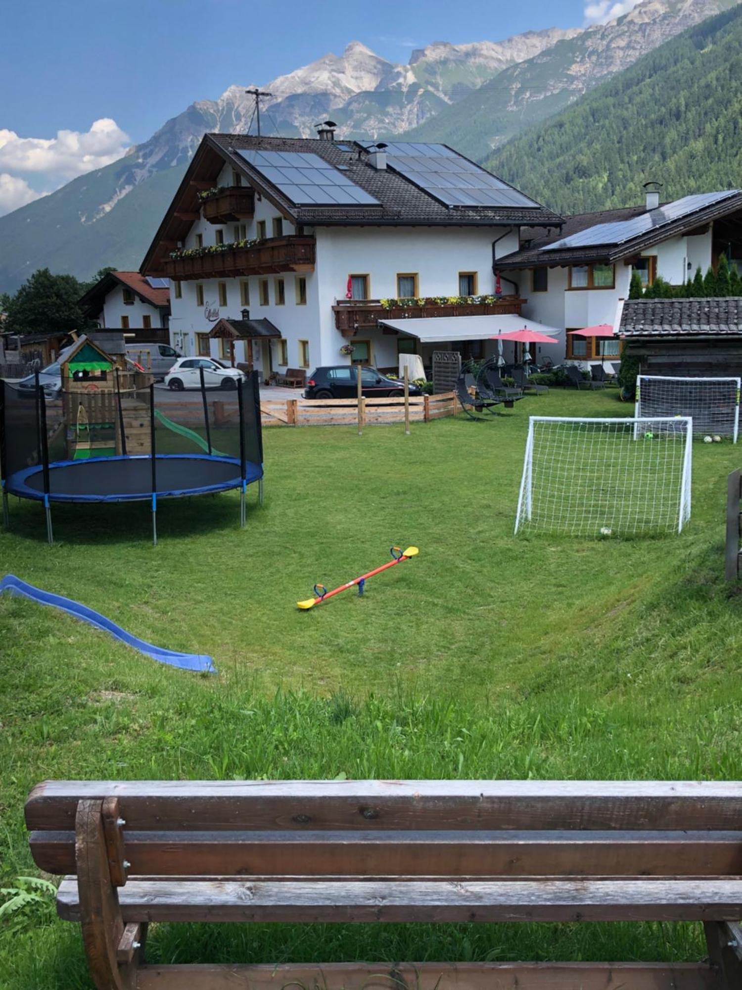 Alpenpension Elferblick Нойштіфт-ім-Штубайталь Екстер'єр фото