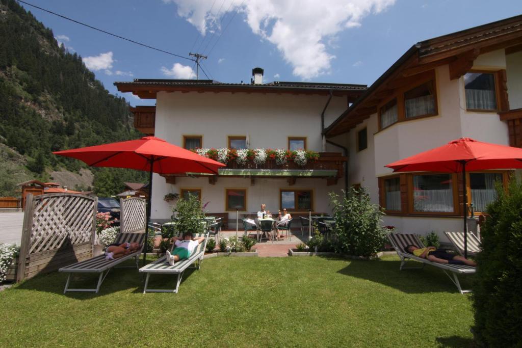 Alpenpension Elferblick Нойштіфт-ім-Штубайталь Екстер'єр фото